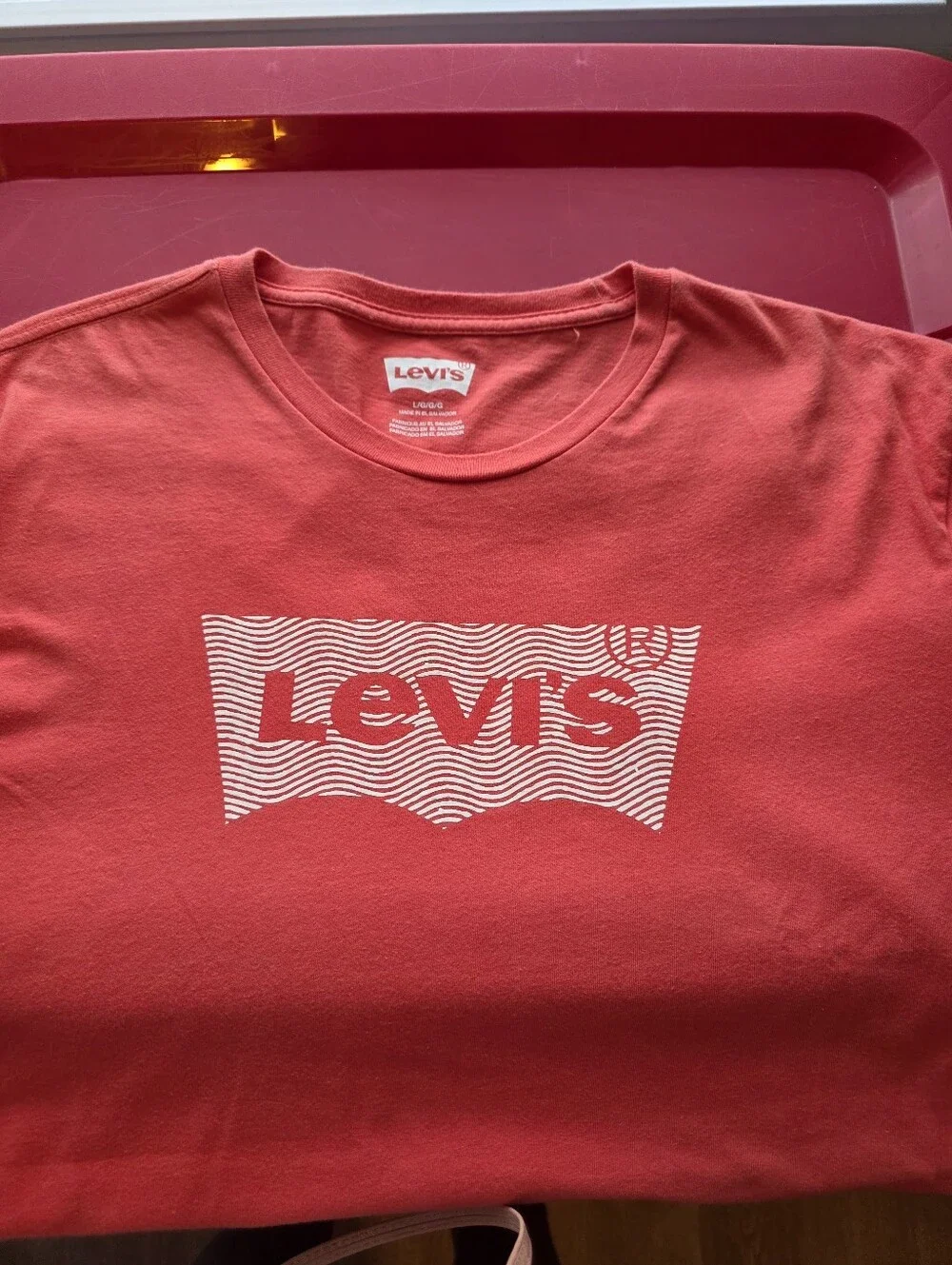 Levi's short sleeve t-shirt size large